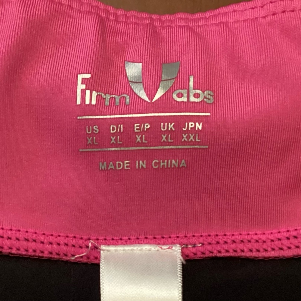 NWOT FIRM ABS Women’s Athletic Stretch Shorts Size XL Black with Pink Trim - Picture 7 of 10